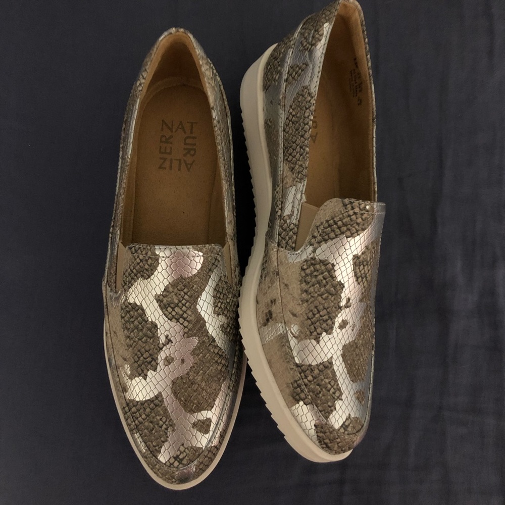 Naturalizer Silver Snake Skin Loafers